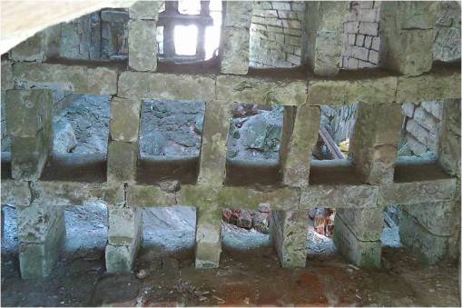 18_CrossView_West-to-East