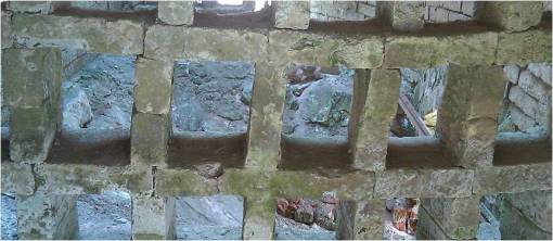 21_CloseupofInterlockingBricks