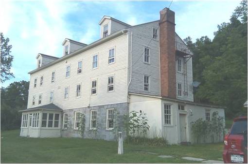 Shakers_13_WhiteDarrowsSchoolhouse