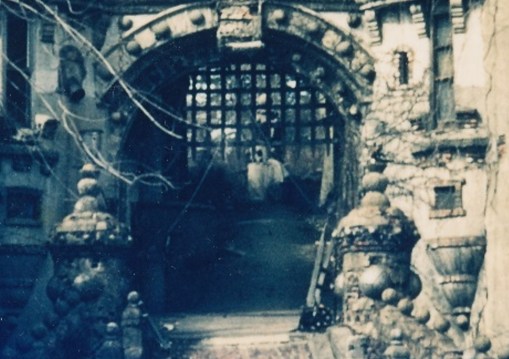 Bannermans_Edited-Cropped-Set_09_EntranceWalkway_Closeup3